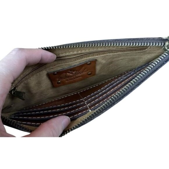 Patricia Nash Enlightened Garden Hand Painted Floral  Leather Wristlet Wallet - Picture 4 of 4